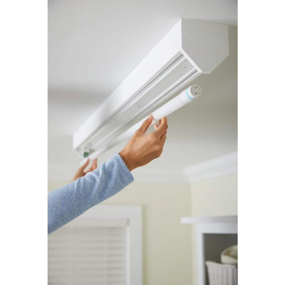 32W T8/40W T12 Equivalent 4 ft. Type A Linear Universal Fit Daylight LED Tube Light Bulb (6500K) (2-Pack) by Philips - Image 12